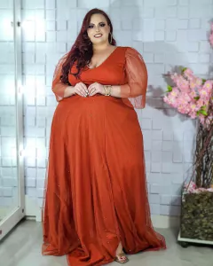 VESTIDO DE FESTA LONGO PLUS SIZE EM TULE CAMBOJA