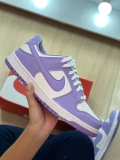 Nike Dunk Lilás na internet