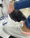 Tenis Lacoste detalhe rosa