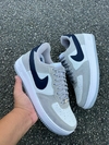 nike premium cinza simbolo azul escuro