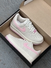 Nike símbolo rosa/bege premium