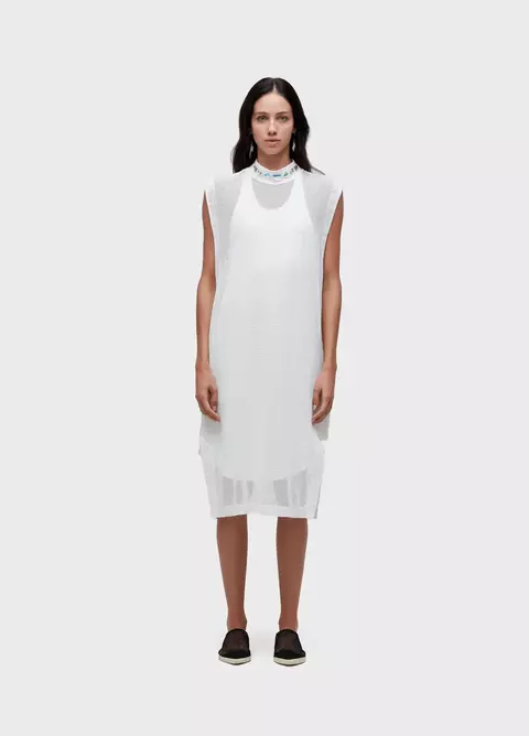 Vestido Tela OSKLEN com Pedras SWAROSVKI na gola - comprar online