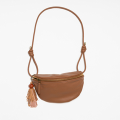 Bolchete Couro Caramelo com pingente - comprar online