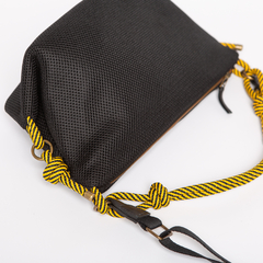 Saquin Preto / Amarelo na internet
