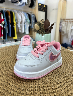Nike blanca y Rosa (23)