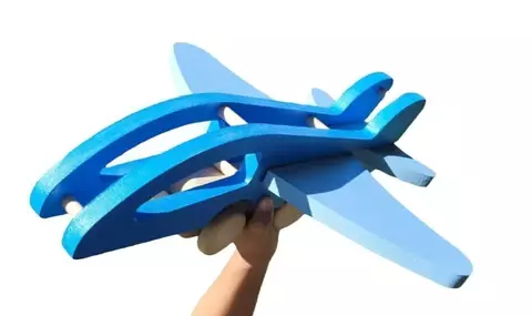 Avion Madera Azul - UOVO