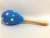 Maraca De Madera Instrumento Infantil Didáctico en internet