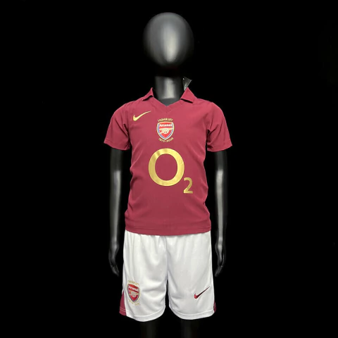 Conjunto Infantil Arsenal I Retrô 2005/06 - Vinho e Branco - Camisa e Short - Nike - comprar online