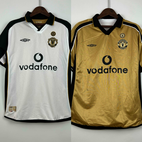 Camisa Manchester United Retrô Dupla Face 2001/02 - Branco e Dourado - comprar online