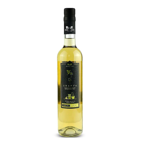 LICOR DE GRAPPA PINHAL ALTO CAMOMILA E MEL 500 ML