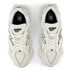 Tênis New Balance 9060 Branco/Cinza na internet