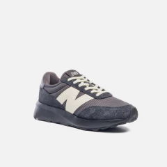 Tênis New Balance 370v1 Preto/Bege - Seads | Loja Online Surfwear Lifestyle | Oficial