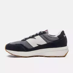 Tênis New Balance 370v1 Black/Permafrost - comprar online