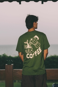 T-shirt Coffee Verde - Seads | Loja Online Surfwear Lifestyle | Oficial