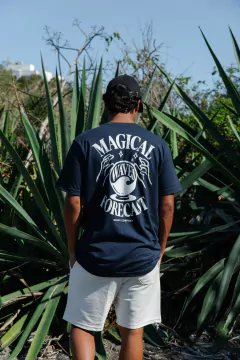 T-shirt Magical Forecast Marinho - Seads | Loja Online Surfwear Lifestyle | Oficial