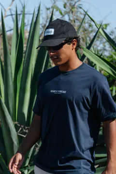 T-shirt Magical Forecast Marinho - comprar online