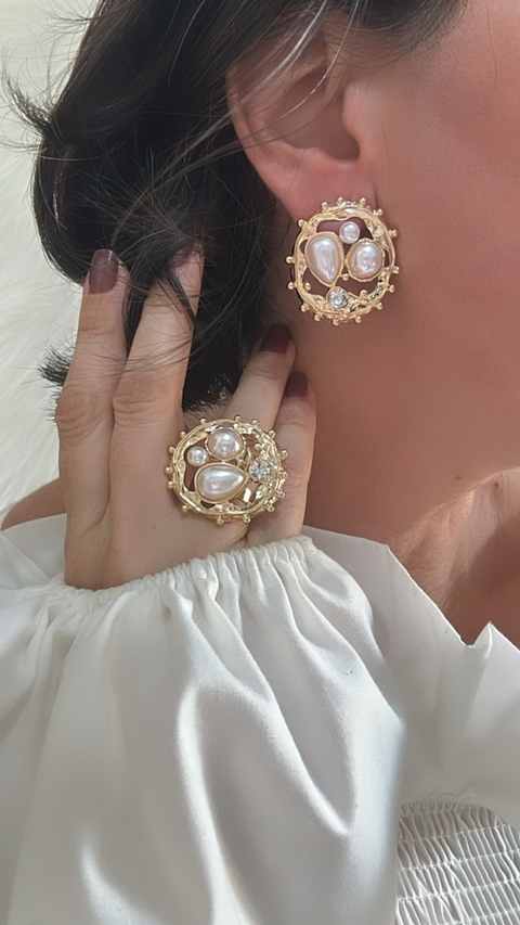 BRINCO IVONETE DOURADO