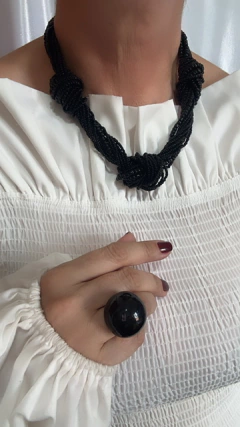 COLAR DAREZZO PRETO