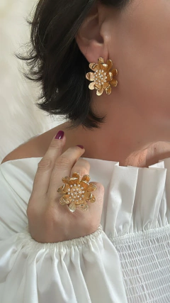 BRINCO SINTRA DOURADO