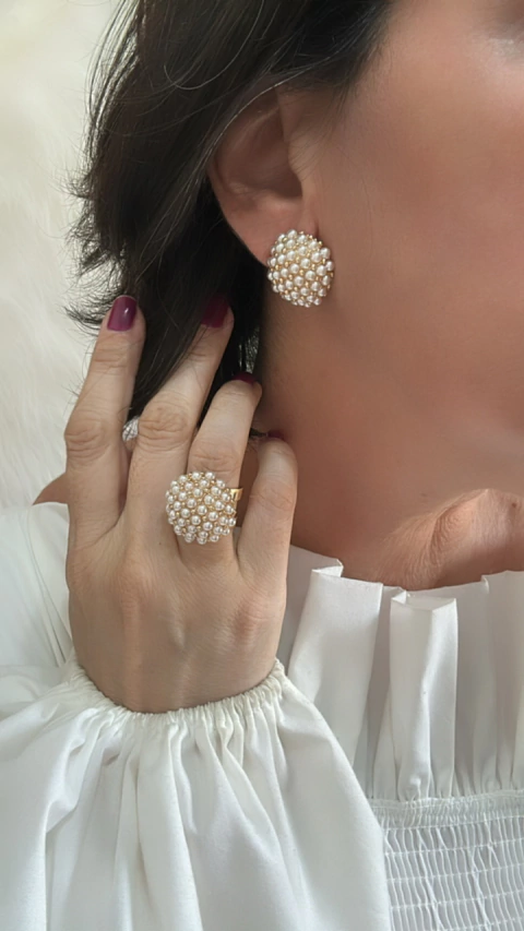 ANEL LESÍRIA DOURADO