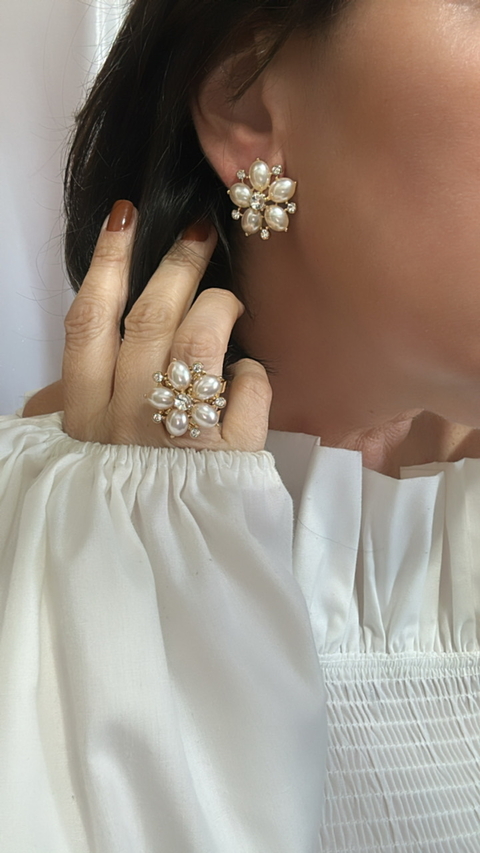 BRINCO JENNY DOURADO