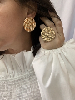 BRINCO GIOVANA DOURADO