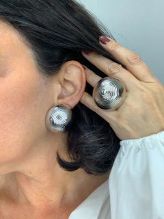 BRINCO CARLA NÍQUEL