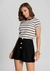 SHORTS CREPE CINTURA ALTA COM PREGAS