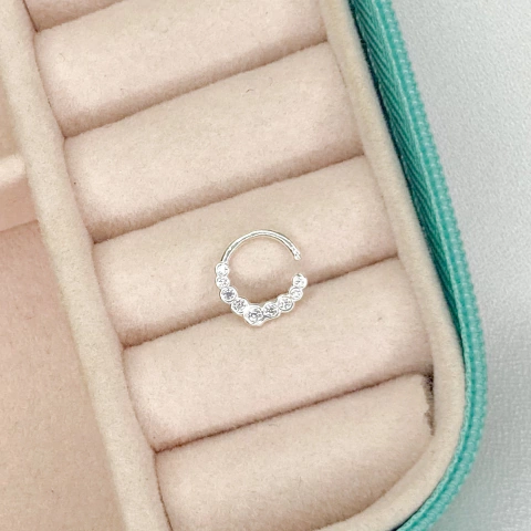 Piercing Argola Cravejada Frontal - comprar online