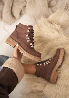 IVET - AmiShowroom