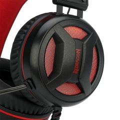 Imagem do Headset Gamer Redragon Minos Preto e Vermelho USB Som Surround 7.1 Virtual com LED Vermelho H210