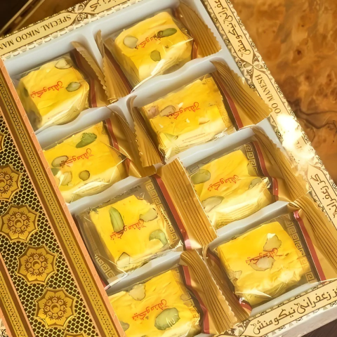 Doce De Pistache IRANIANO GAZ Com Açafrão Original - Nikoo Manesh Gaz - comprar online