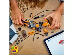 Piloto de F1 com Carro de Corrida McLaren (Lego City) - Toca do Jiló | Brinquedos e Outros Afetos