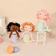 Boneca Metoo Mini Angela Sereia Pérola - (20cm) - Toca do Jiló | Brinquedos e Outros Afetos