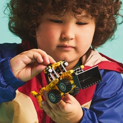 Retroescavadeira (Lego Technic) na internet