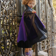 Capa Vampiro Preto e Roxo na internet