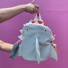 Mochila Tubarão na internet