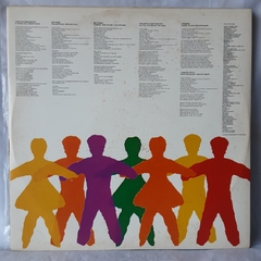 LP BETH CARVALHO - TRAÇO DE UNIÃO (1982) - COM ENCARTE - Sebo Casa Laranja