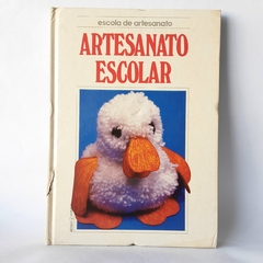 Livro Artesanato Escolar - Coleção Escola De Artesanato