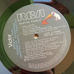 LP Newton Family - Disco 1981 na internet