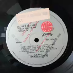 Lp Secret Service - When the night closes in - Sebo Casa Laranja