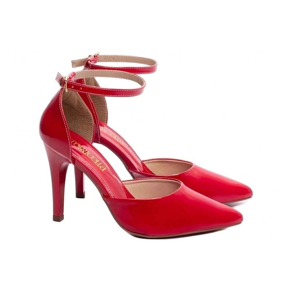 Sapato Scarpin Saia e Blusa 9200-117D