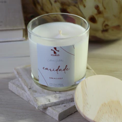 Vela Aromática Caridade - Cereja e Avelã na internet