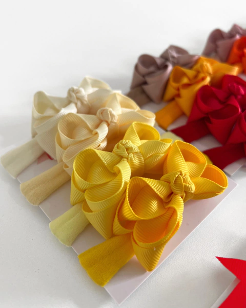Kit 20 Laços Boutique Duplo Tamanho Mini - MN07 - Cores Sortidas - Atacado de Laços