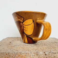 CANECA DE CERÂMICA ARTESANAL - ORIXÁ OXUM na internet