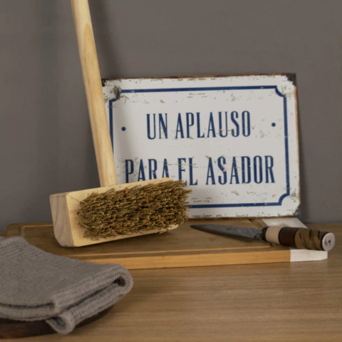 Cepillo de guinea grande con cabo