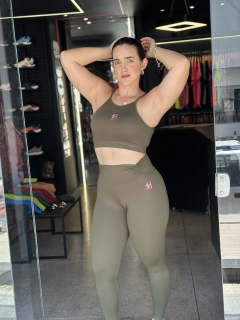 CALÇA LEGGING PWRD CÓS DRAPEADO VERDE MILITAR