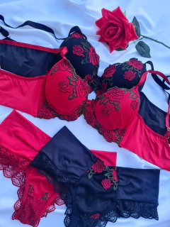 CONJ BRUNA TULE ROSAS - 910 - DONNA CHIKOSA MODA INTIMA