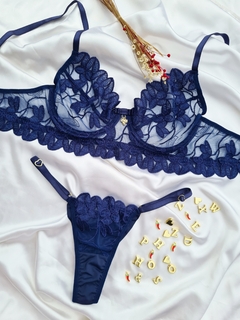 CJ09 - CONJ BELLA TULE PÉTALA PERSONALIZAVEL - comprar online