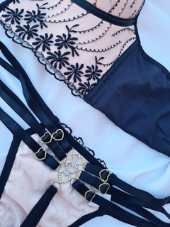 CJTS04- CONJ CORSELETE TULE/STRASS - comprar online